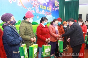 Tất cả đoàn viên, người lao động đều có tết