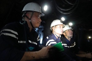 Những sáng kiến vượt khó, đi lên