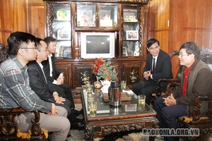 Đồng chí Chủ tịch UBND tỉnh chúc tết gia đình các đồng chí nguyên lãnh đạo tỉnh 