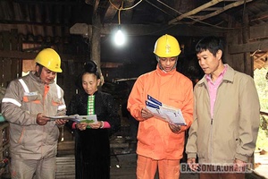 Điện sáng về bản