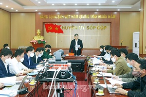 Đồng chí Bí thư Tỉnh ủy kiểm tra triển khai nhiệm vụ năm 2022 tại huyện Sốp Cộp