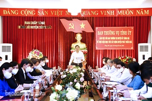 Đồng chí Bí thư Tỉnh ủy làm việc tại huyện Sông Mã