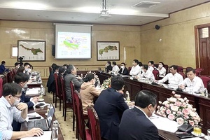 Đồng chí Phó Chủ tịch UBND tỉnh làm việc với cộng đồng Doanh nghiệp tại Mộc Châu