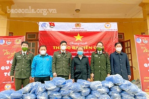 Chương trình "Tháng ba Biên giới, biên cương Tổ quốc tôi"