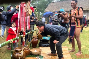 Hoạt động tháng 3 “Màu xanh tôi yêu” tại Làng Văn hóa Du lịch các dân tộc Việt Nam