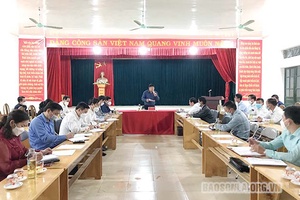 Khảo sát công tác lãnh đạo, chỉ đạo thực hiện nghị quyết của Đảng bộ xã Ngọc Chiến