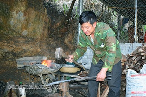 Giữ nghề rèn truyền thống