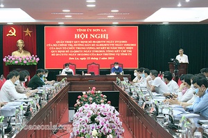 Quán triệt một số quy định, hướng dẫn của Trung ương, của tỉnh về công tác cán bộ