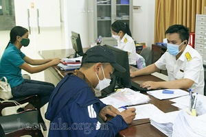 Sốp Cộp phấn đấu hoàn thành nhiệm vụ thu ngân sách