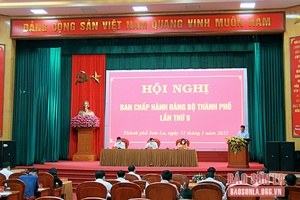 Hội nghị BCH Đảng bộ Thành phố lần thứ 9