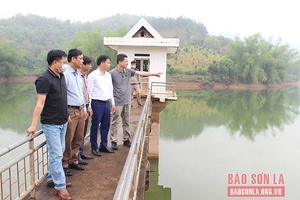 Kiểm tra công tác đảm bảo an toàn đập, hồ chứa thủy lợi trước mùa mưa lũ năm 2022