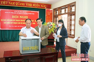 Hội nghị cán bộ chủ chốt Đảng bộ Khối các cơ quan và doanh nghiệp tỉnh