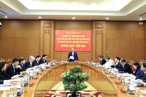 Xây dựng pháp luật nghiêm minh, tạo điều kiện cho phát triển