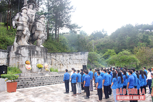 Dâng hương tưởng nhớ Anh hùng liệt sỹ, Thanh niên xung phong tại Ngã ba Cò Nòi