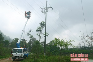 Tiết kiệm điện trong mùa nắng nóng