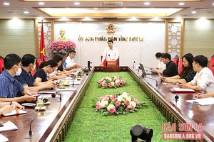 Đồng chí Phó Chủ tịch UBND tỉnh làm việc với Bảo hiểm xã hội tỉnh 