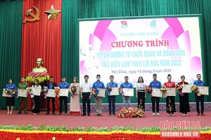 Yên Châu: Hội thi chúng em kể chuyện Bác Hồ và tuyên dương Thanh niên tiên tiến làm theo lời Bác