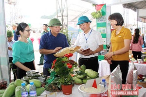 Triển lãm tôn vinh trái cây Việt Nam và sản phẩm OCOP