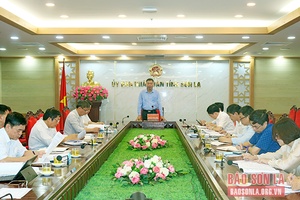 Tháo gỡ khó khăn vướng mắc về quản lý trại giống cá tầm