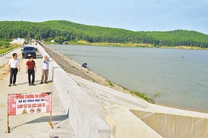 Bảo đảm an toàn hồ, đập trong mùa mưa lũ