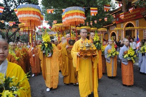 Tự do tôn giáo phải trong khuôn khổ pháp luật