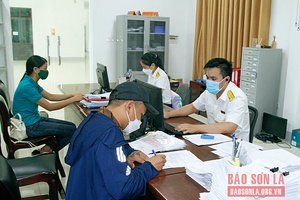 Sốp Cộp nỗ lực thực hiện các giải pháp thu ngân sách 