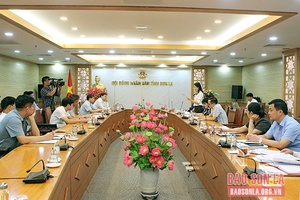 Thẩm tra các nội dung trình Kỳ họp chuyên đề lần thứ bảy