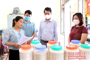 Hũ gạo tiết kiệm – lan tỏa yêu thương