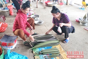 Món ăn lạ miệng từ quả núc nác