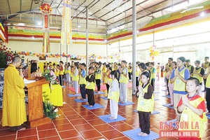 Chia sẻ kinh nghiệm sống, kỹ năng hòa hợp tự tin