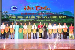 Khai mạc Hội diễn nghệ thuật quần chúng tỉnh Sơn La