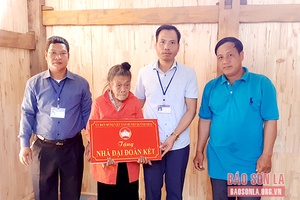 Hướng về cơ sở, tăng cường khối đại đoàn kết toàn dân tộc