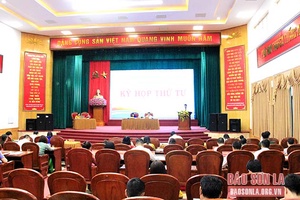 Kỳ họp thứ 4 HĐND thành phố Sơn La khóa XX