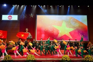 Người nổi tiếng và trách nhiệm trên mặt trận phòng, chống suy thoái • Bài 3: Chiến sĩ trên mặt trận mới