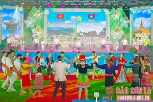 Khai mạc Ngày hội Văn hóa - Du lịch năm 2022 với chủ đề “Bản tình ca Sơn La - Luông Pha Bang”