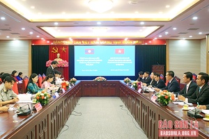 Sở Tư pháp tỉnh U Đôm Xay thăm và làm việc tại tỉnh Sơn La