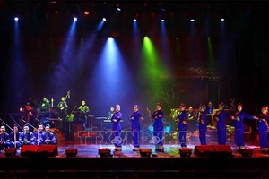 Hồi âm loạt bài "Người nổi tiếng và trách nhiệm trên mặt trận phòng, chống suy thoái"