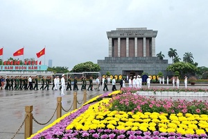 Về nơi hội tụ ý Đảng, lòng dân