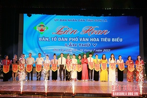 Khai mạc Liên hoan bản, tổ dân phố văn hóa tiêu biểu lần thứ V