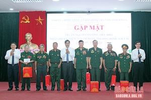 Gặp mặt tri ân người có công tiêu biểu nhân dịp kỷ niệm 75 năm Ngày Thương binh, liệt sĩ