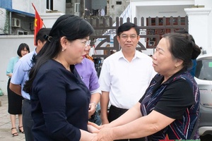 Bí thư cấp ủy chống bệnh xa dân