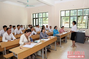 Trường Đại học Tây Bắc đào tạo  lưu học sinh Lào