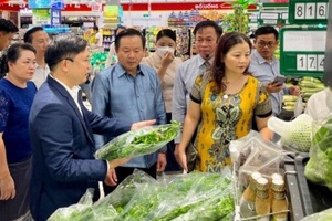 Doanh nghiệp Lào muốn đưa nông sản, hàng hóa vào hệ thống siêu thị Hà Nội