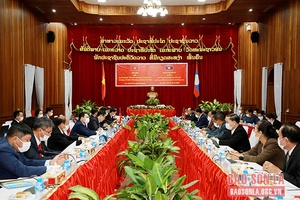 Hội đàm giữa Đoàn đại biểu cấp cao hai tỉnh Sơn La và Xay Nhạ Bu Ly