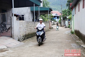 Phát huy vai trò lãnh đạo của chi bộ bản