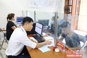 Ứng dụng công nghệ thông tin trong giải quyết TTHC