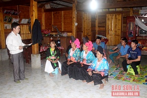 Phát huy vai trò người có uy tín trong đồng bào dân tộc thiểu số