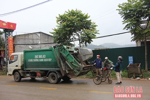 Những người giữ sạch môi trường nơi thị trấn vùng cao