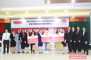 Dai-ichi Sơn La chi trả hơn 1,3 tỷ đồng quyền lợi bảo hiểm khách hàng