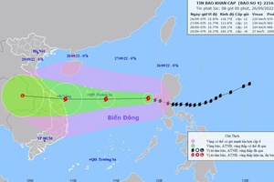 Bão số 4 đi vào Biển Đông, cách quần đảo Hoàng Sa khoảng 720km